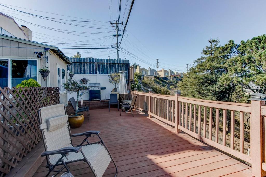 House-Canyon Dr Daly City Exterior photo